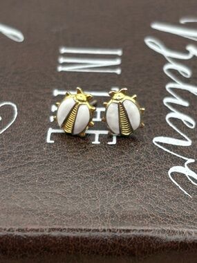 Vintage White Enamel Beetle Stud Earrings Gold Tone Whimsical Cottagecore